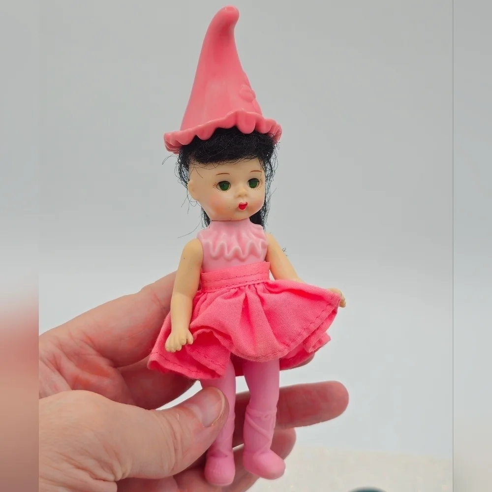 McDonald's Madame Alexander Wizard of Oz & Disney Dolls Happy Meal Toys - Picture 6 of 11